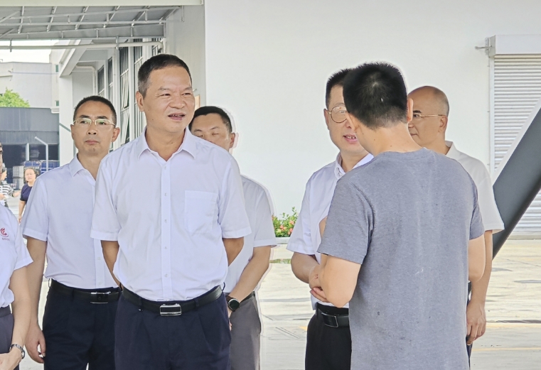 佛山市副市长黄少文考察科伺多能源储充项目